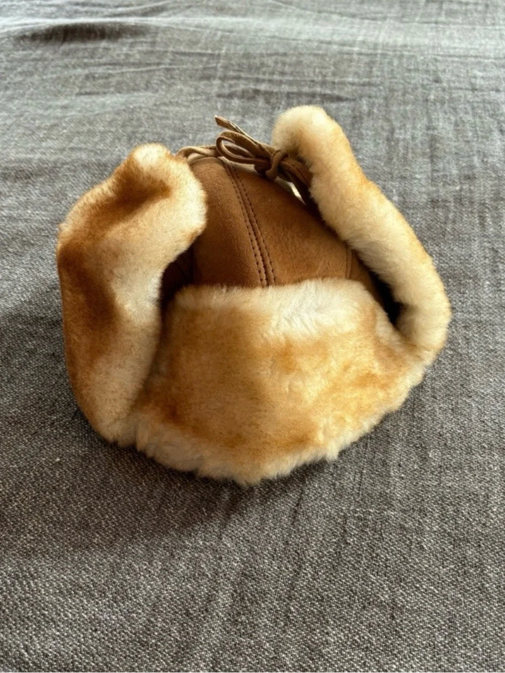Vintage Shearling Bomber Hat - Picture 6 of 6